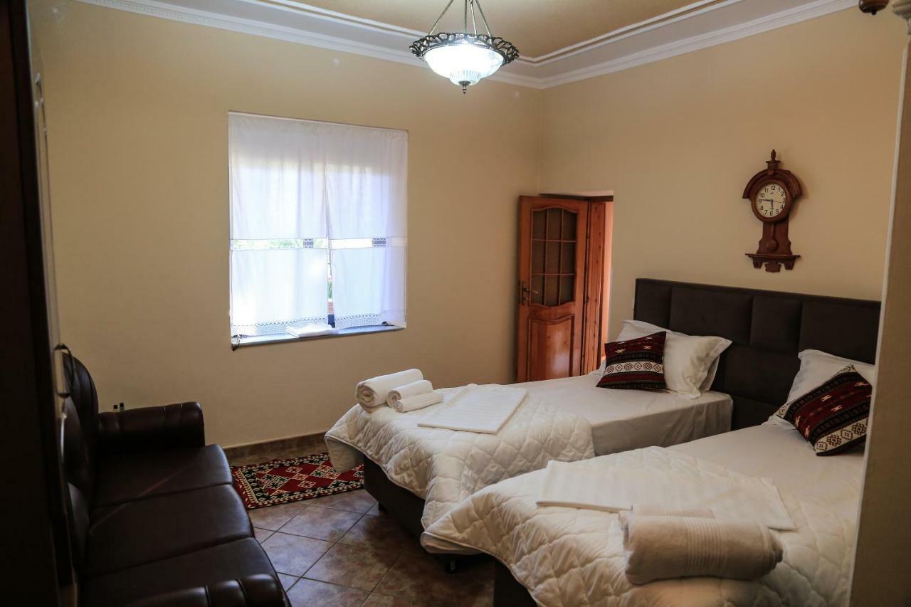 Kaloshi Villa Kruje Bagian luar foto