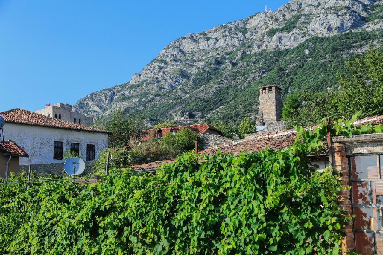 Kaloshi Villa Kruje Bagian luar foto